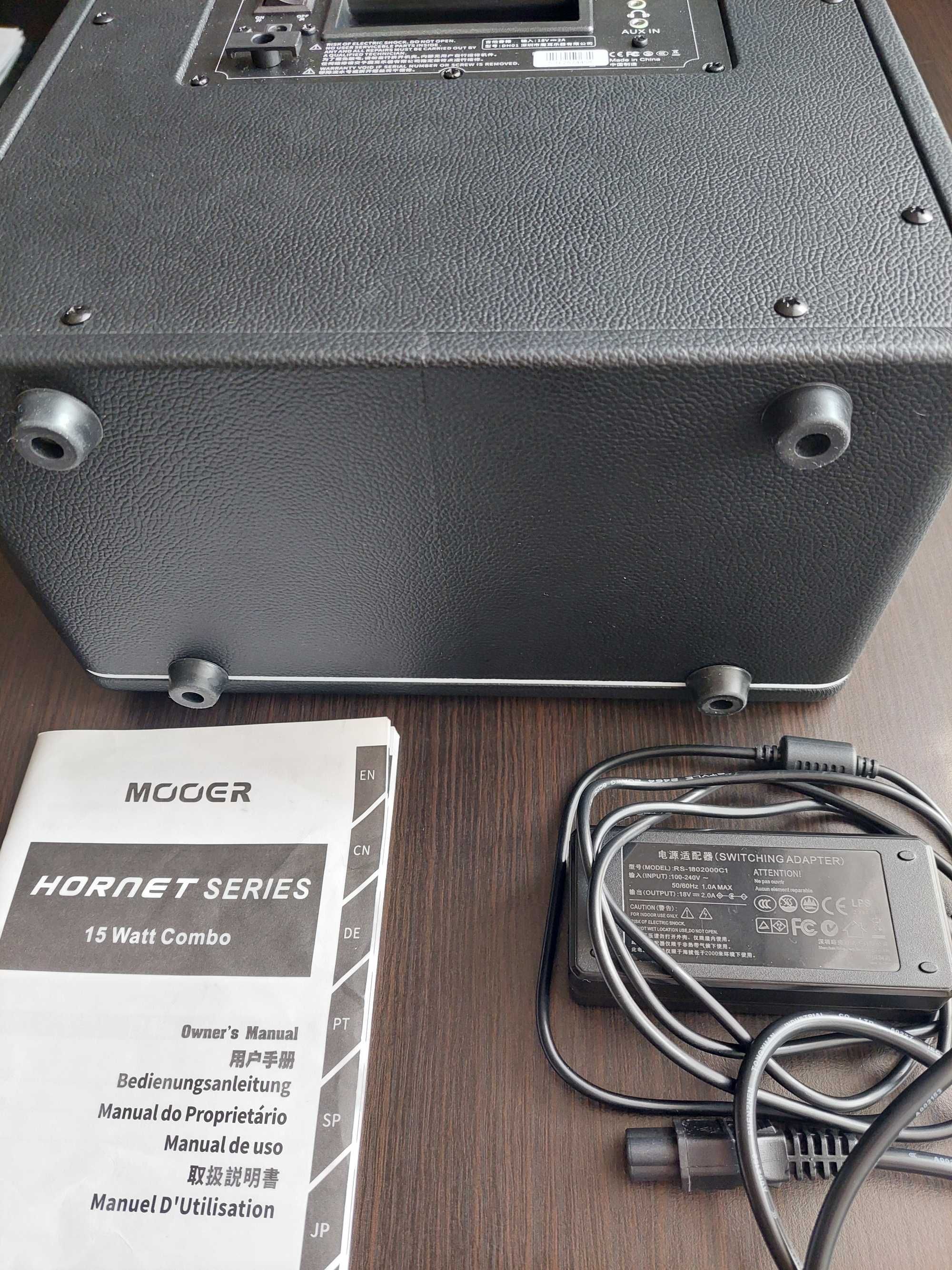 Комбопідсилювач MOOER HORNET Black (15W)