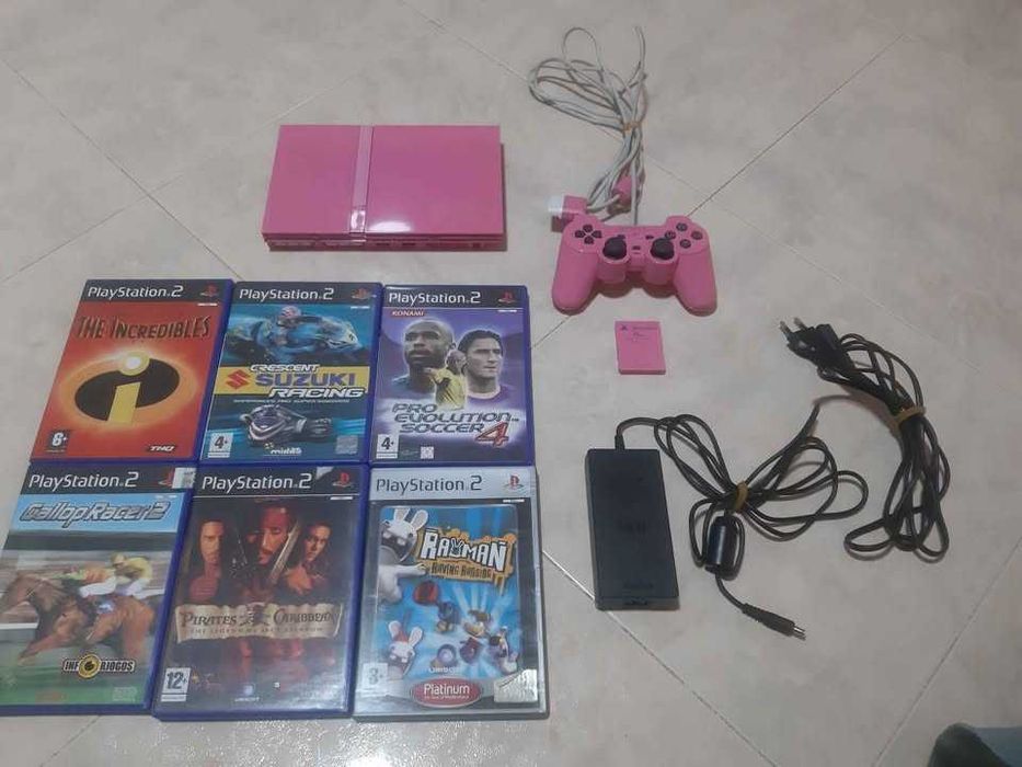 PS2 Rosa com comando e memory card + 6 jogos - Negociável