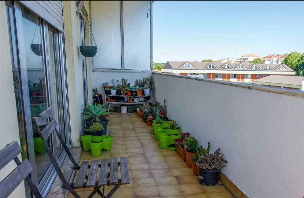 Quarto para menina estudante - centro de Viseu