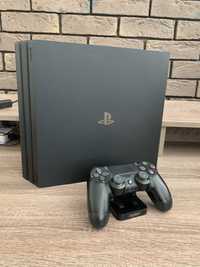 Playstation 4 Pro, 1 Tb