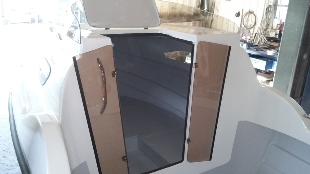 Fiord 425 Nowa Łódź kabinowa