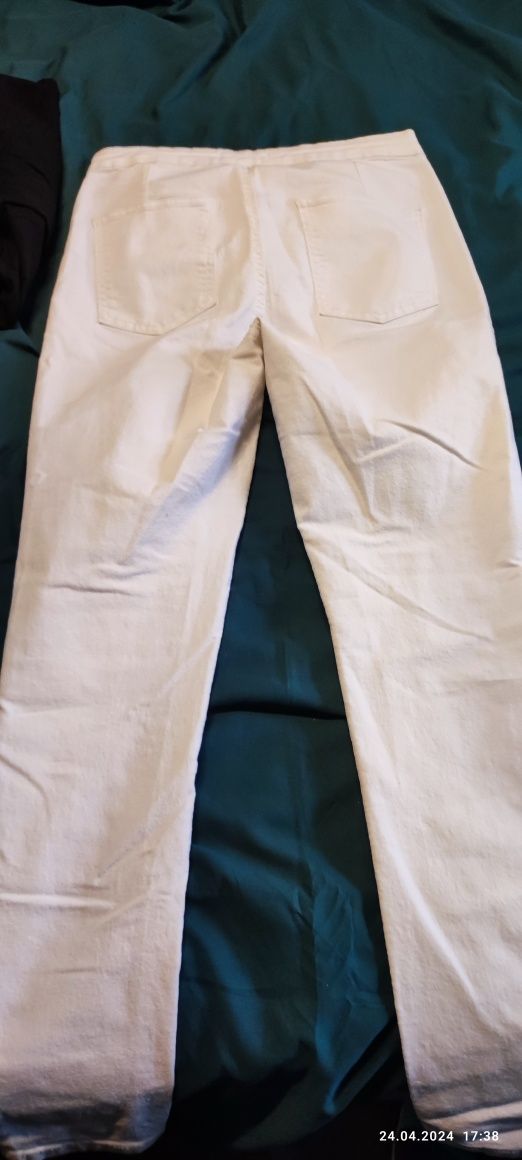 Spodnie rurki sinsay białe cienki jeans rozmiar 42