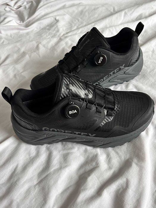 Чоловічі кросівки The North Face GTX Termo Black Grey
