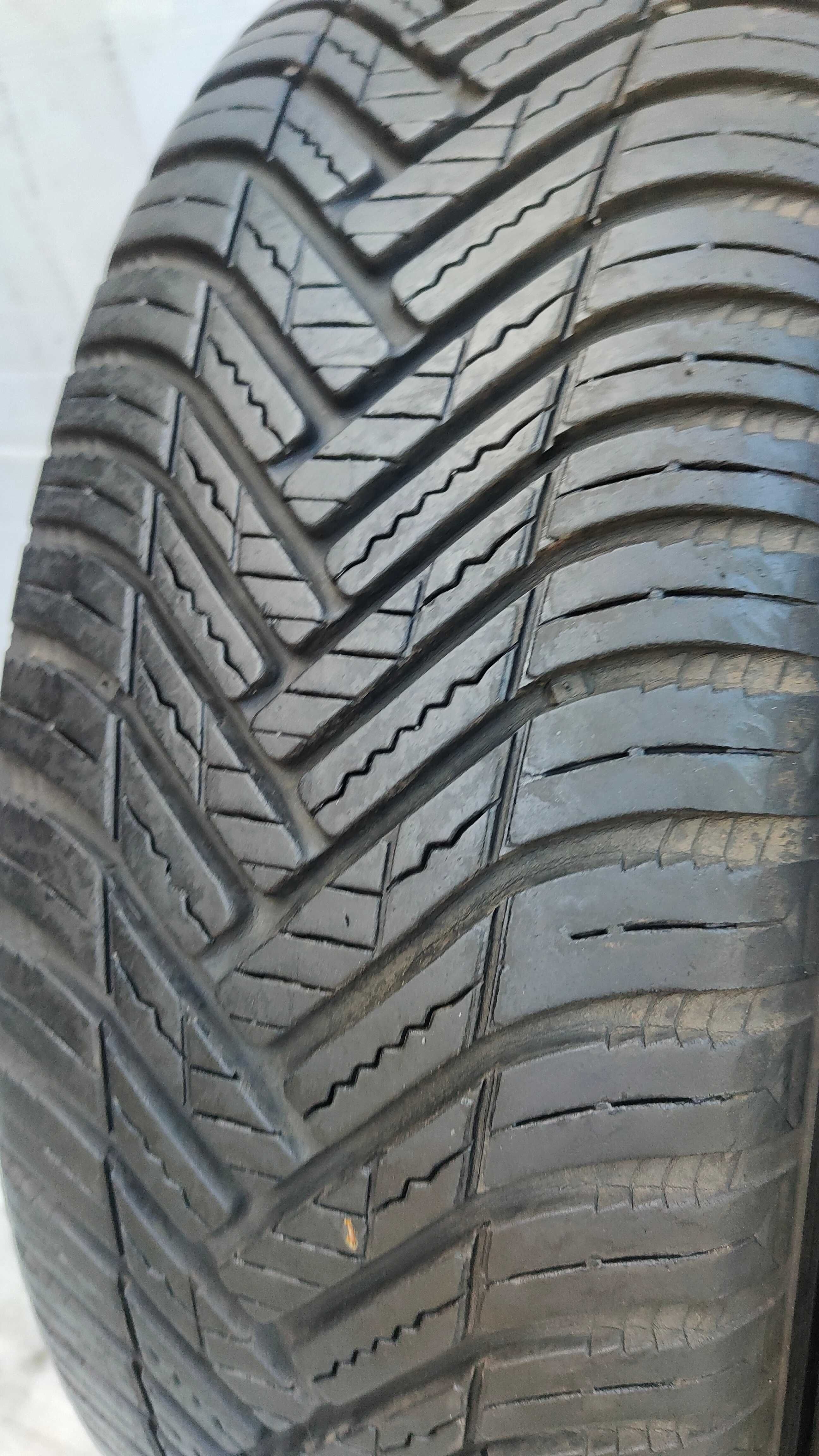 Opony Całoroczne 185/60/15 Hankook 4szt 6,5mm