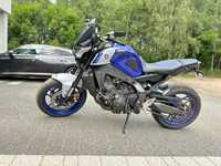 Yamaha MT09 salon PL