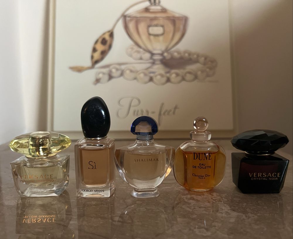 Zestaw miniatur perfum miniaturki