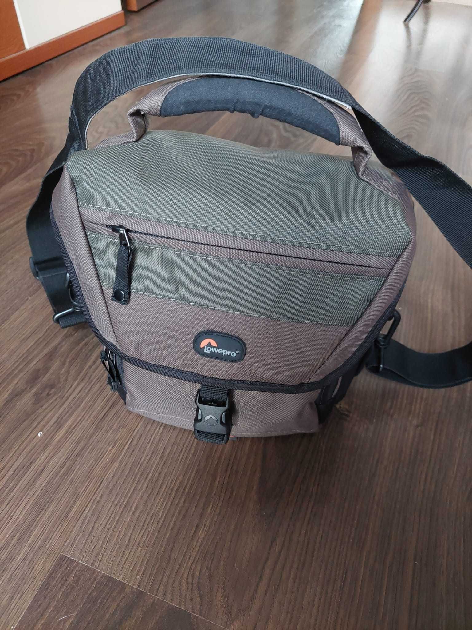 Bolsa câmera fotográfica LOWEPRO Nova 160 AW