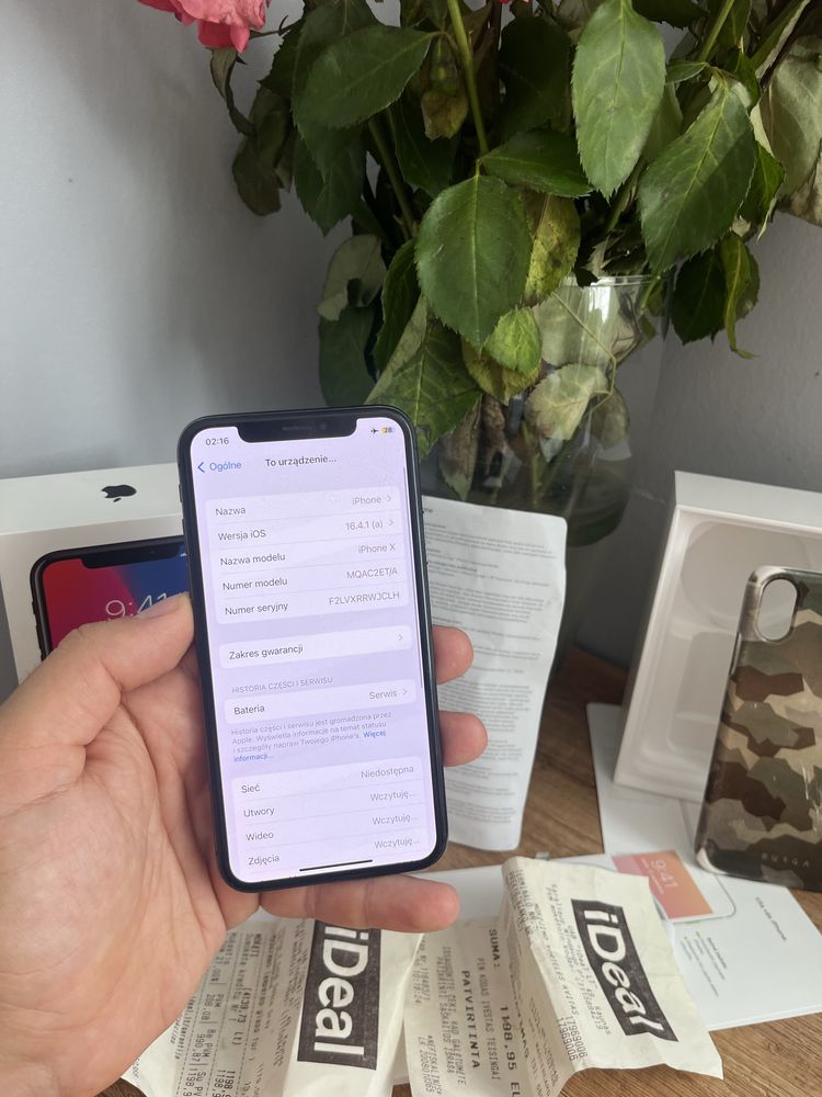 Apple iphone X - 64 Gb , pudelko ladowarka etui w zestawie