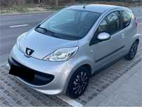 Peugeot 107 1.0 63km 2007r 2kpl kół tanie sprawne auto aktualne opłaty