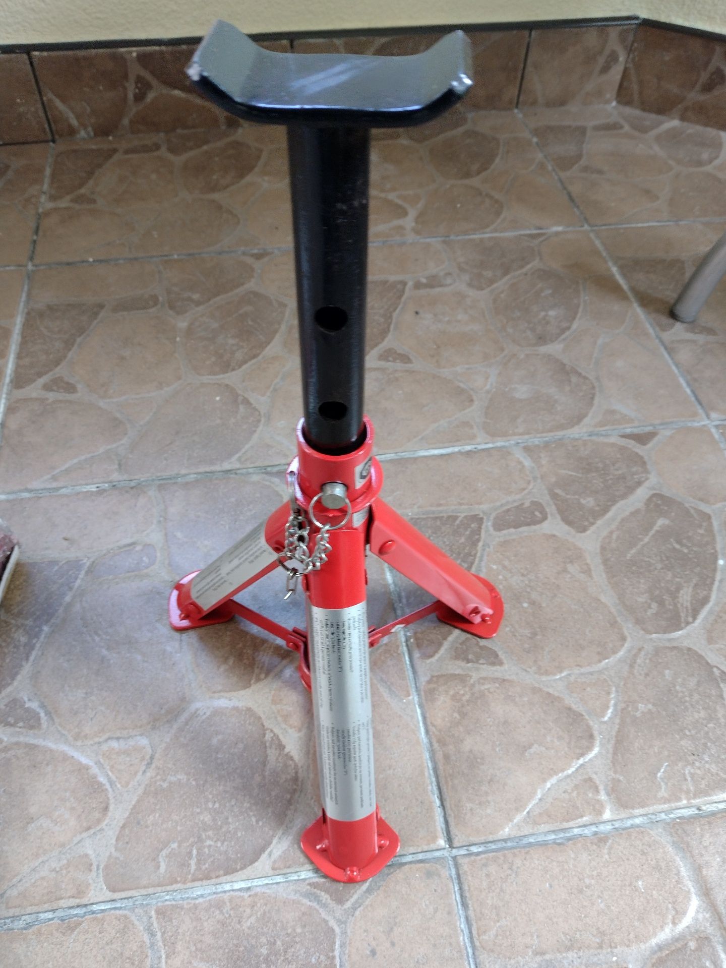 Stojaki podpórki pod samochód do 2 ton