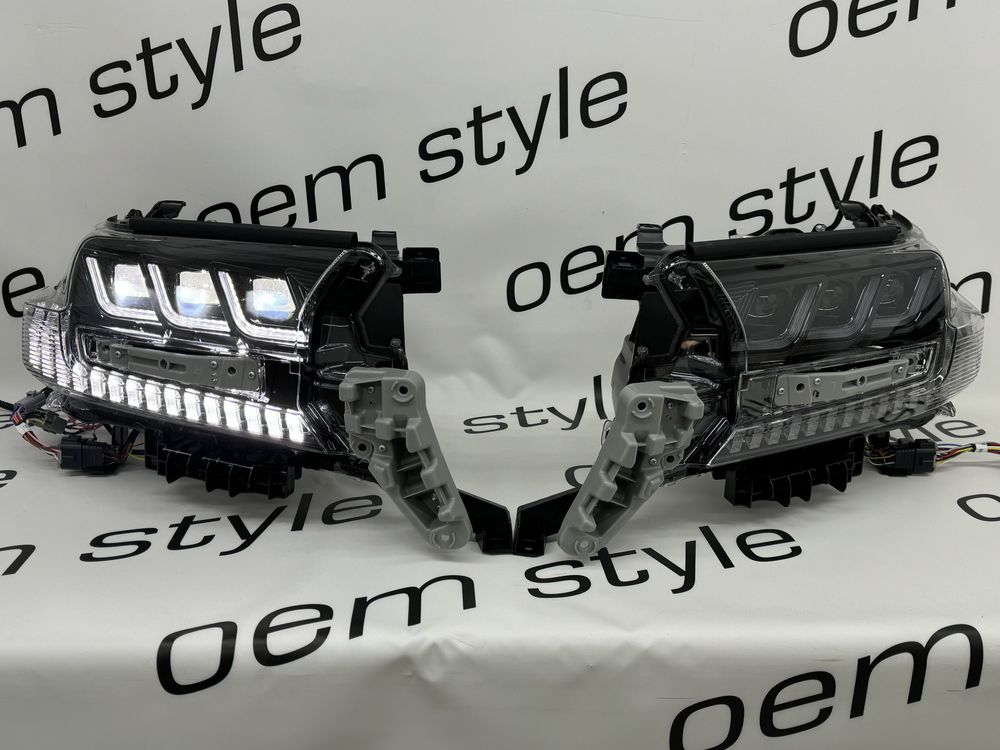 Фары Toyota Land Cruiser 200 2016-2020 FULL LED Lexus Style