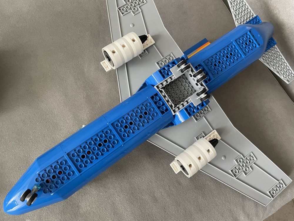 Lego 60262 Пасажирський літак