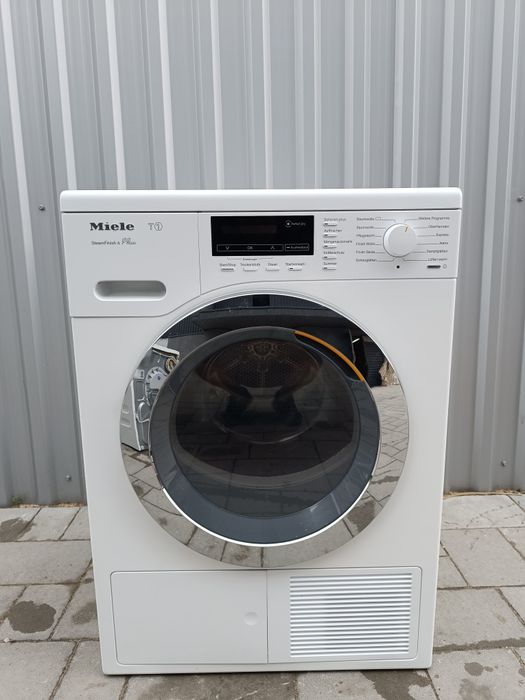 Сушильна машина Miele TGK640WP