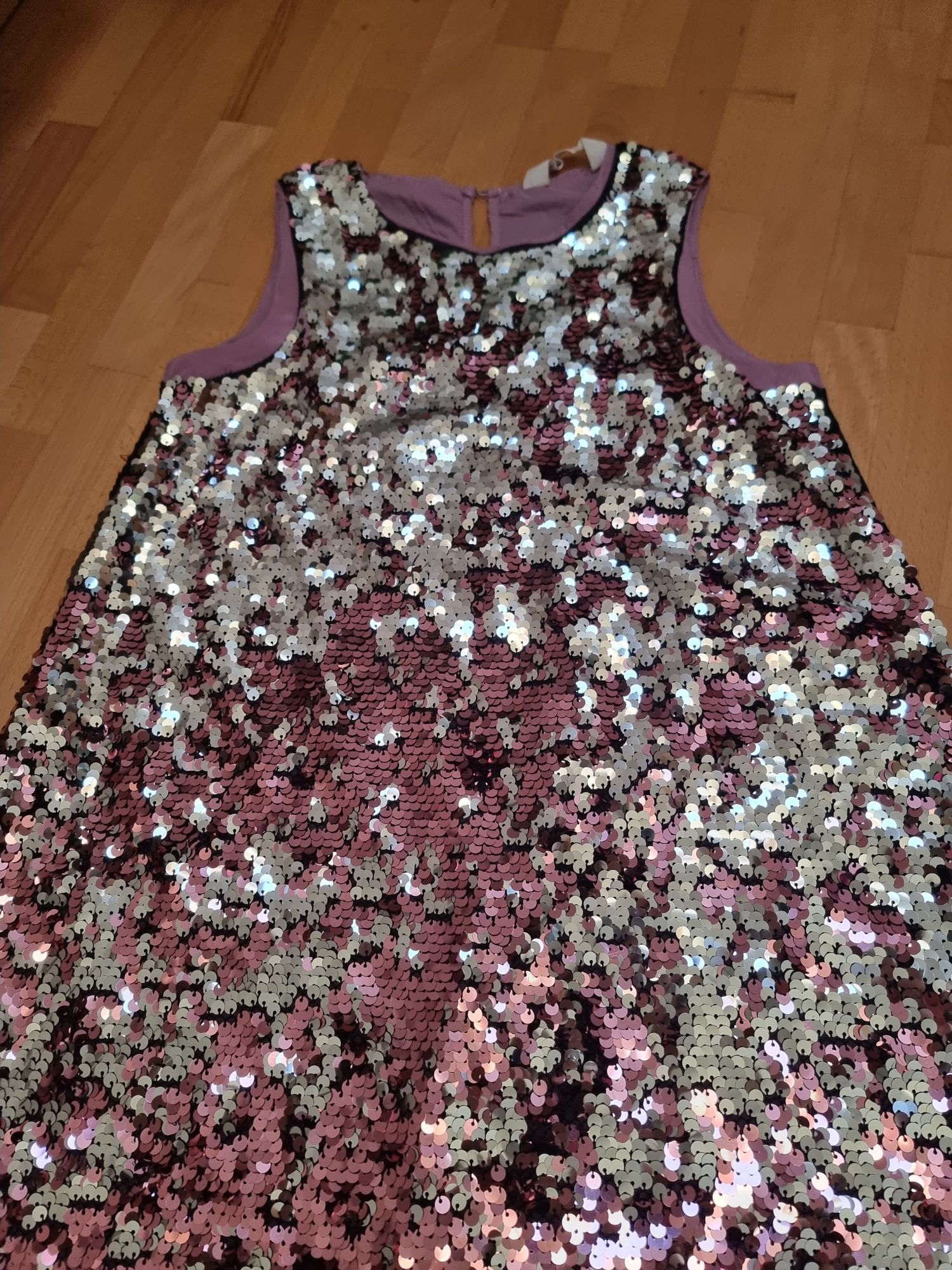 Sukienka H&M cekinowa rozmiar 140