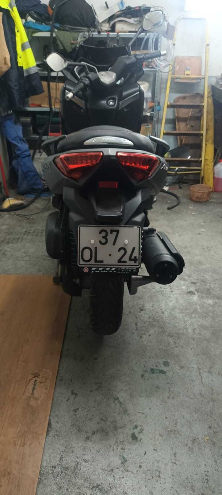 Yamaha XMax 125 como nova 17.000 Km