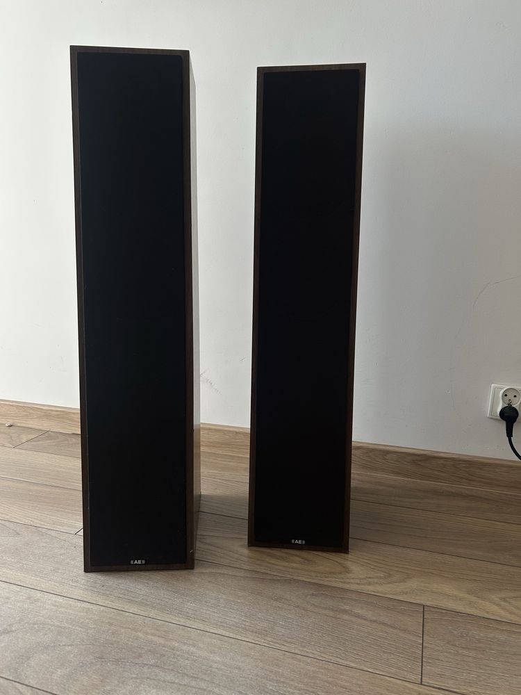 Kolumny AE 103 + audio-video Onkyo