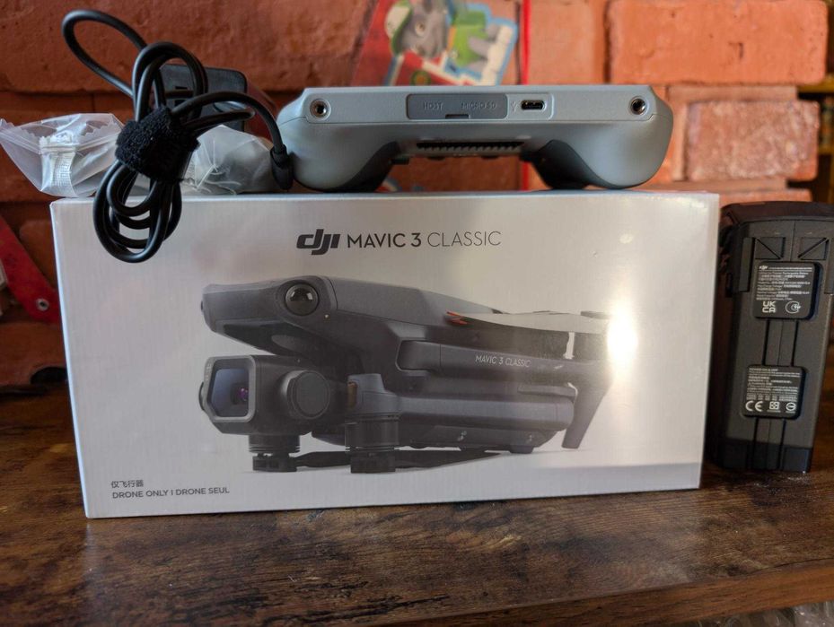 dron DJI Mavic 3 Classic RC