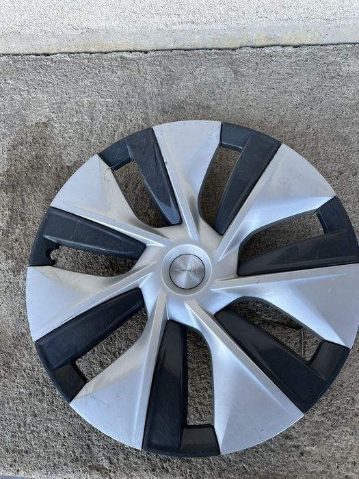Ковпак на диск Tesla model Y