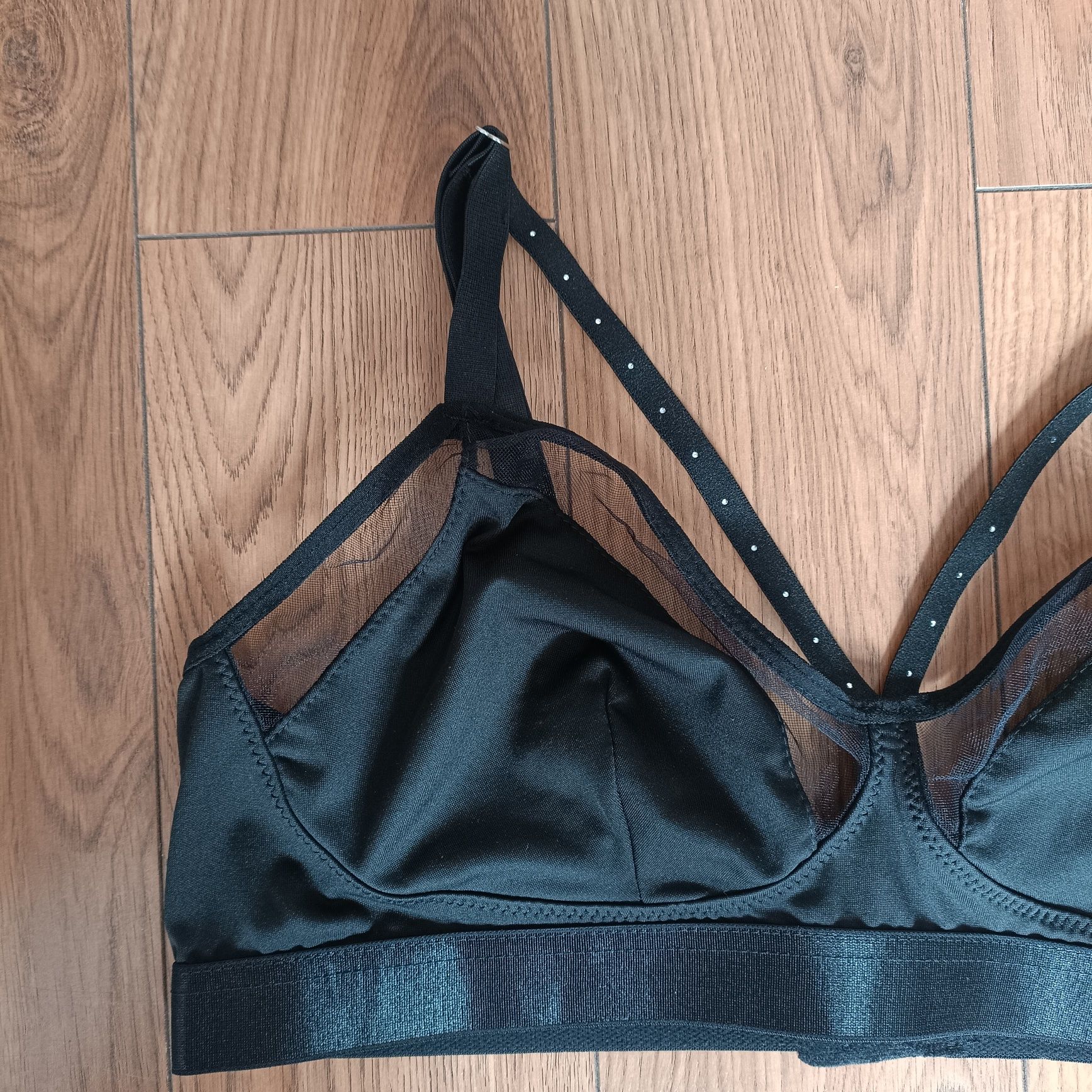Biustonosz braletki czarny z siateczką plus size