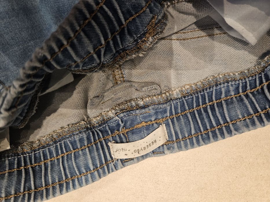 Dwie pary spodni Reserved r 158 uciagliwa bawelna joggery