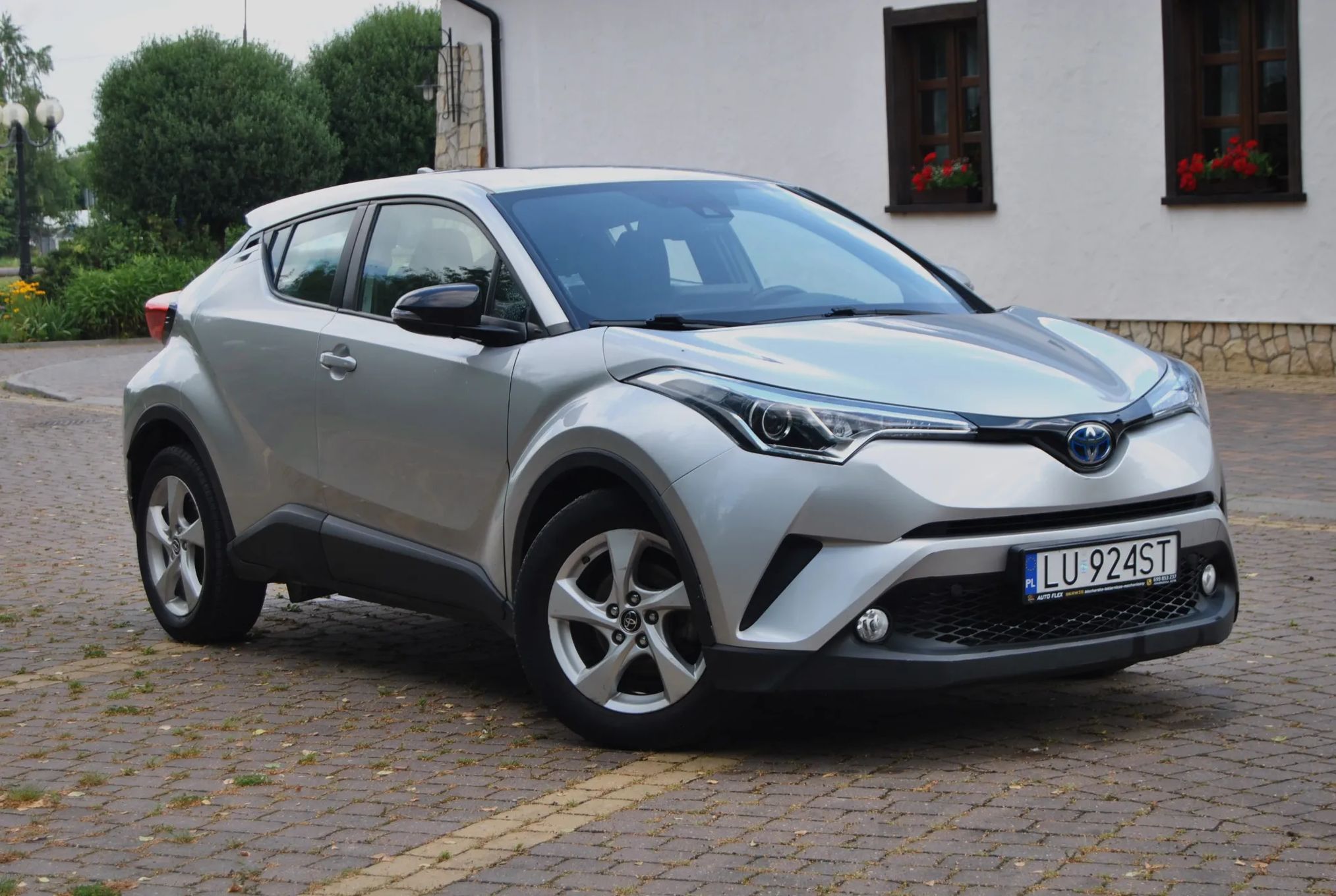 Toyota C-HR GWARANCJA, 1.8 Hybryda, Automat, Dobre wyposażenie, Niski przebieg !!!