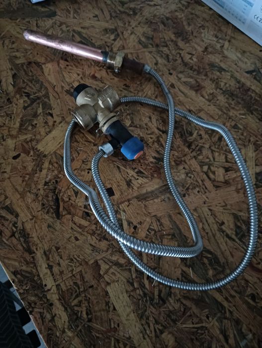 Termiczny upustowy zawór bezpieczeństwa