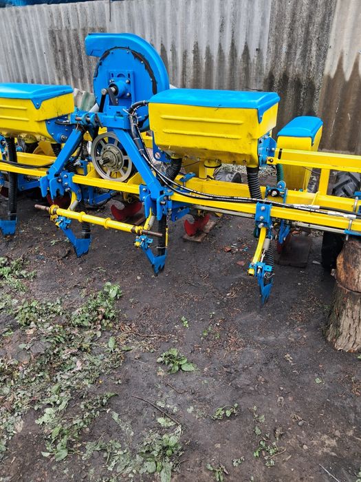 Продам пропашну сівалку УПС 8 СПУ-8М