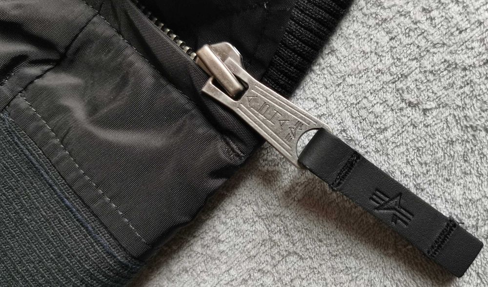 Kurtka Alpha Industries damska roz. M bomberka pilotka