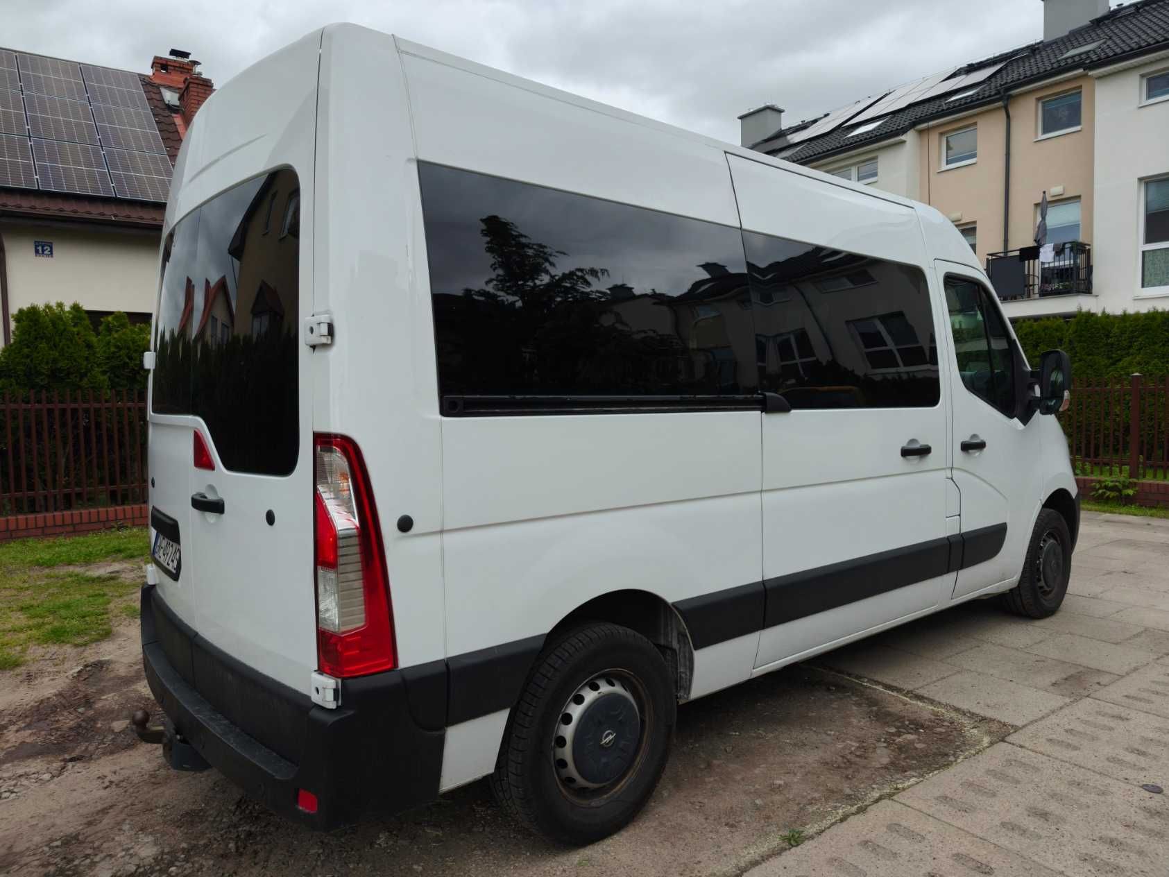 Wynajem busa, bus 9 osobowy, fotele regulowane, dużo miejsca, transpo