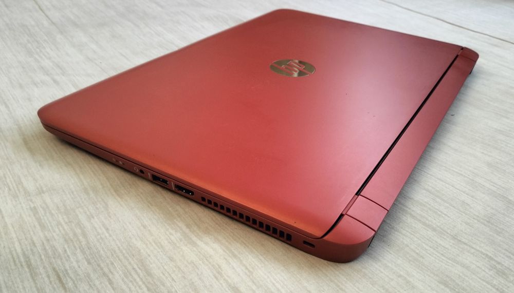 HP  сенсорный/4 ядра /ram 8/HDD 1 trb/две видеокарты