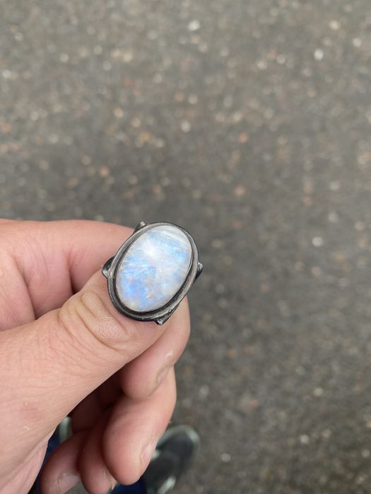 Срібний 925п перстень з місячним каменем