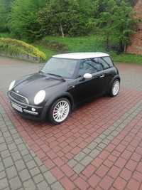 Mini Cooper 1.6 benzyna