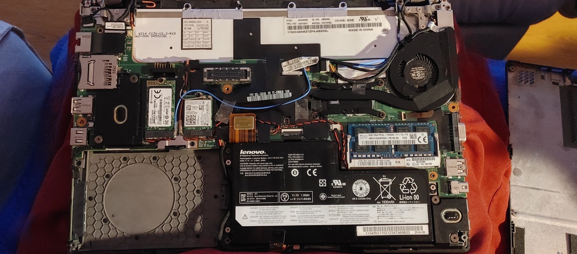 Lenovo X250 + stacja  i5 gen 5/8GB/120 SSD M.2 Windows 10 pro/7 pro
