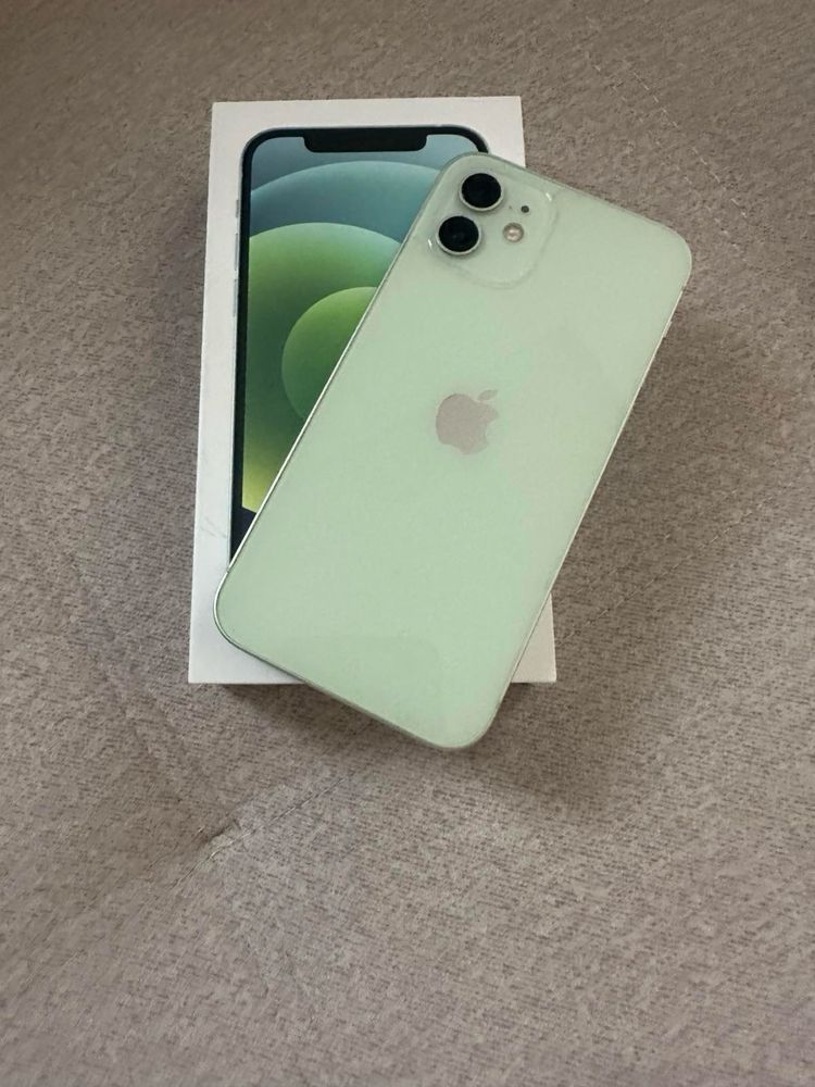 iPhone 12