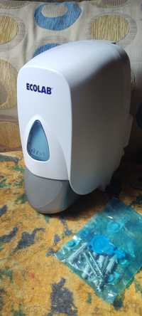 Дозатор житкого мыла Ecolab