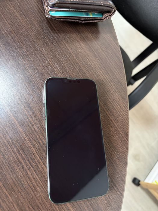 Iphone 13 - Bateria a 99%