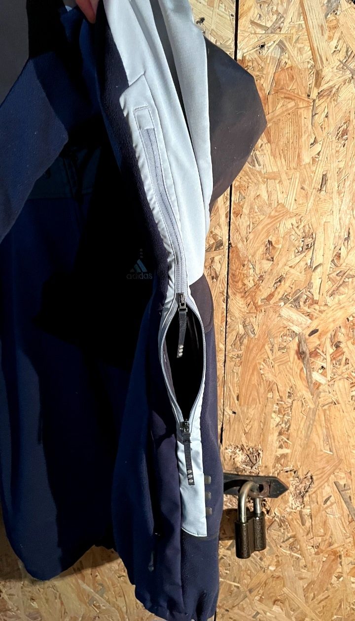 зіпка adidas climaproof
