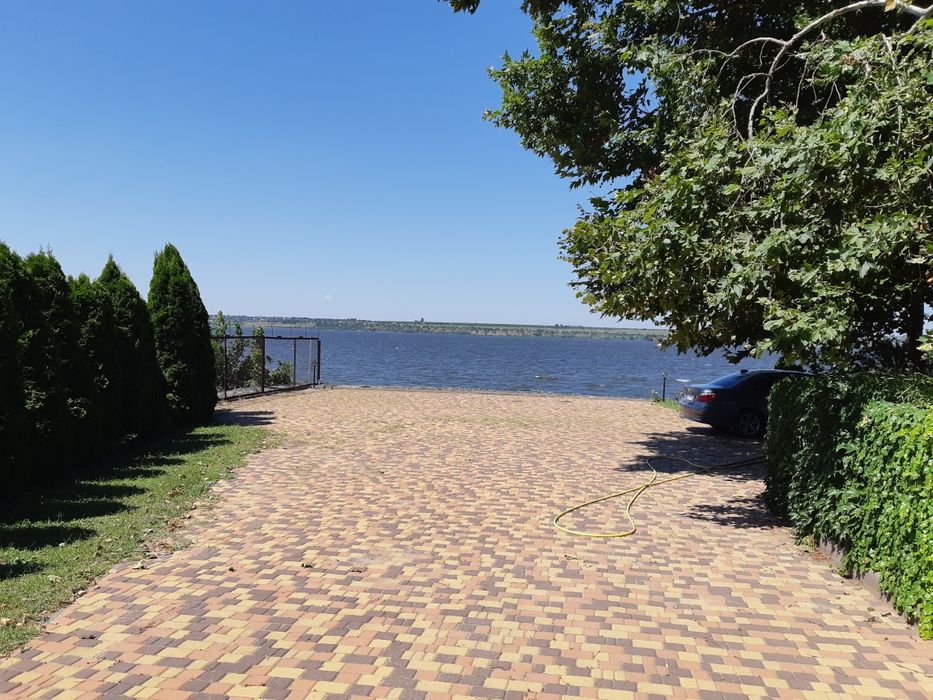 Продаю клубний будинок м.Миколаїв