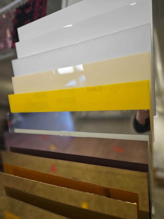 lustro złote srebrne plexi dibond ogród szyba toper dekoracja litery