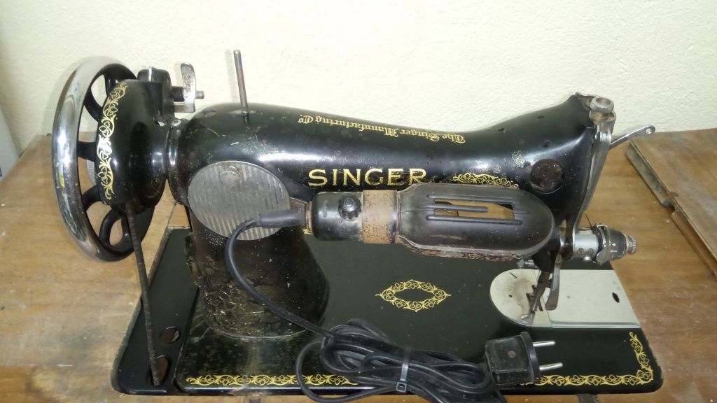 Máquina de costura Singer