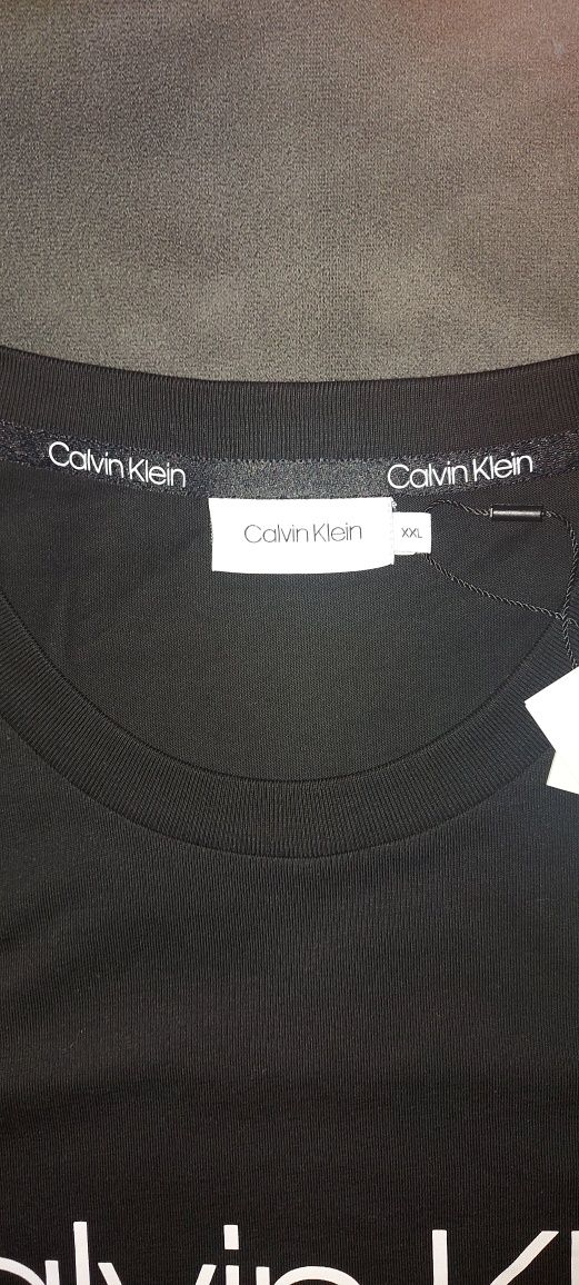 T-shirt Calvin Klein Oryginalny
