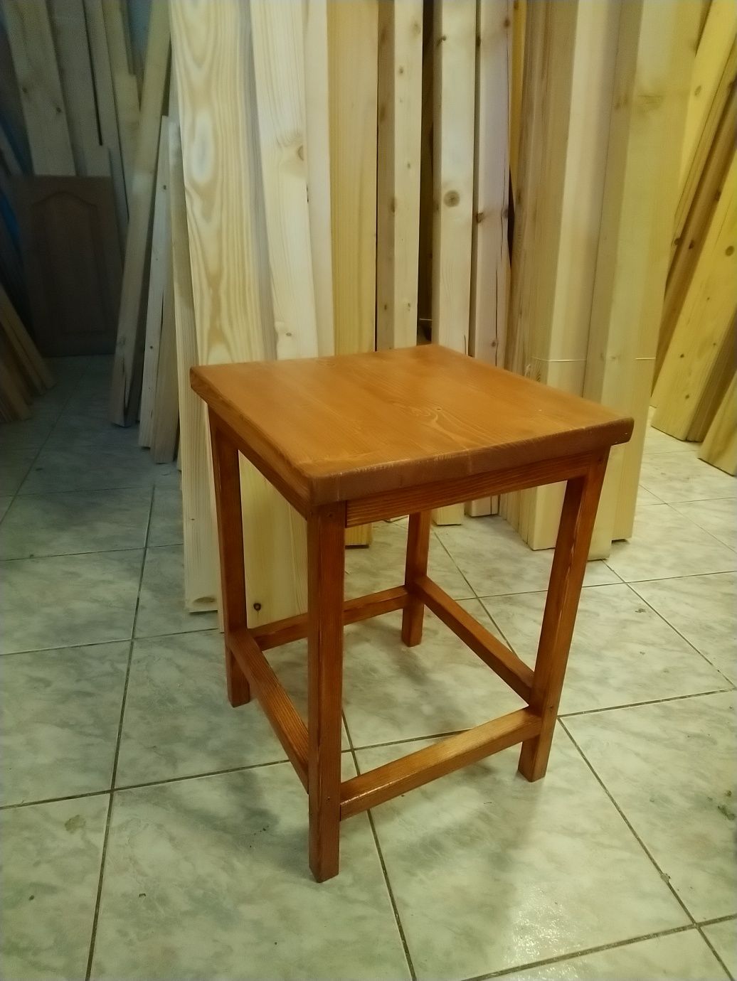 Taboret wymiary 40x40 wysokość 55