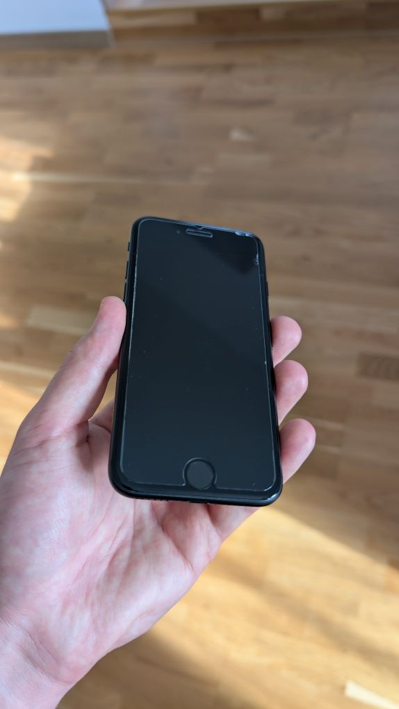 iPhone 7 32GB iOS 11.2.5 - stan idealny