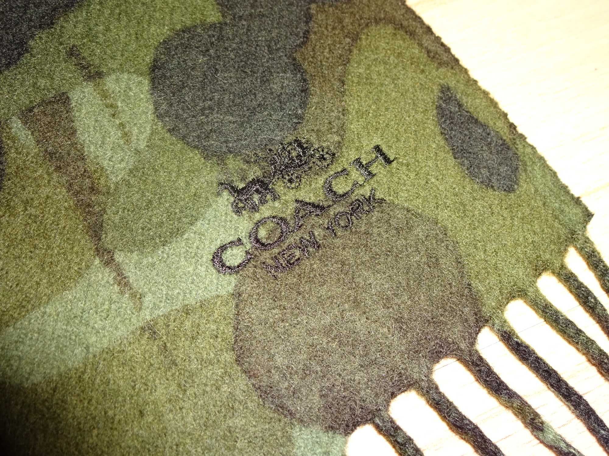 COACH New York 90% Wool 10% Cashmere zielony khaki szalik z frędzlami