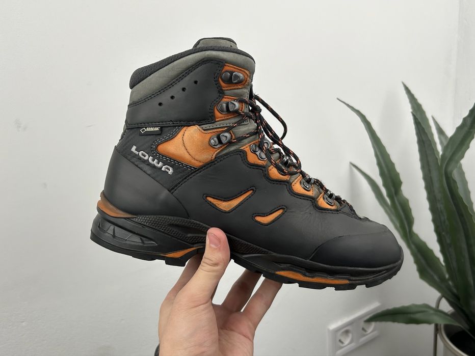 Оригінал! Зимові ботінки Lowa Gore Tex 41 розмір 03596