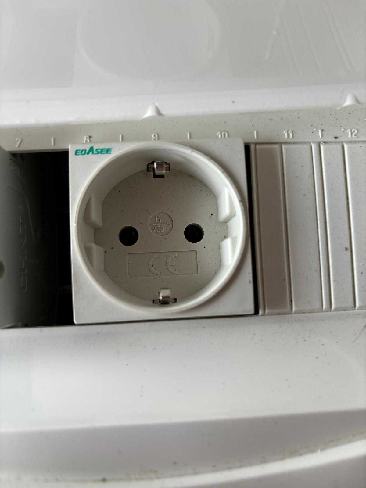 Vendo Quadro Elétrico Exterior Novo - Completo e Pronto para Uso