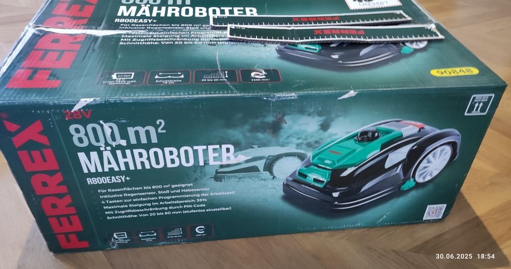 Robot koszący Ferrex r800 EASY+ 28V 800m2