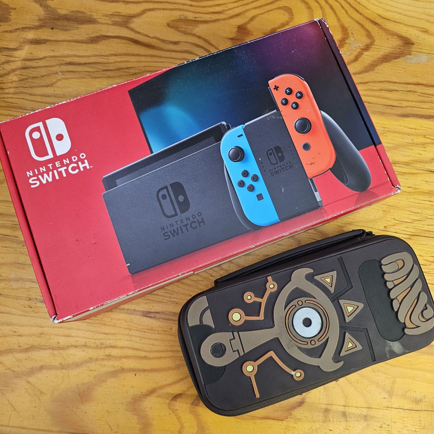Konsola NINTENDO SWITCH V2 Komplet HDMI + Etui Stan Bardzo Dobry 8+/10
