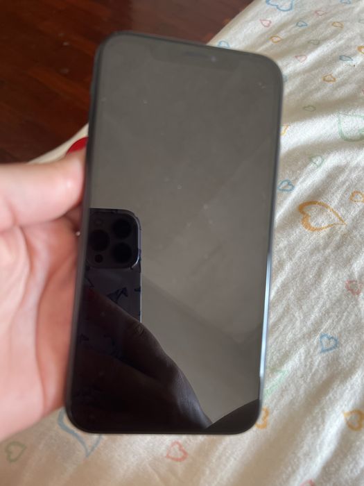 Iphone XR  128gb bateria 87%