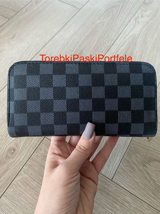 Nowy portfel Louis Vuitton.